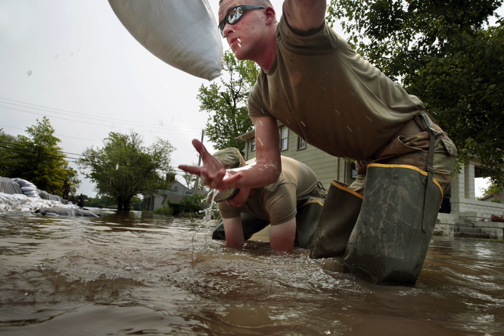Mississippi River hovers near record level in Clarksville
